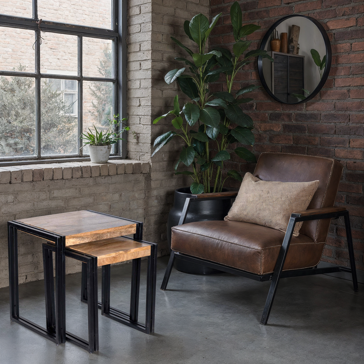 Maadze Metal Nesting Tables set of 2