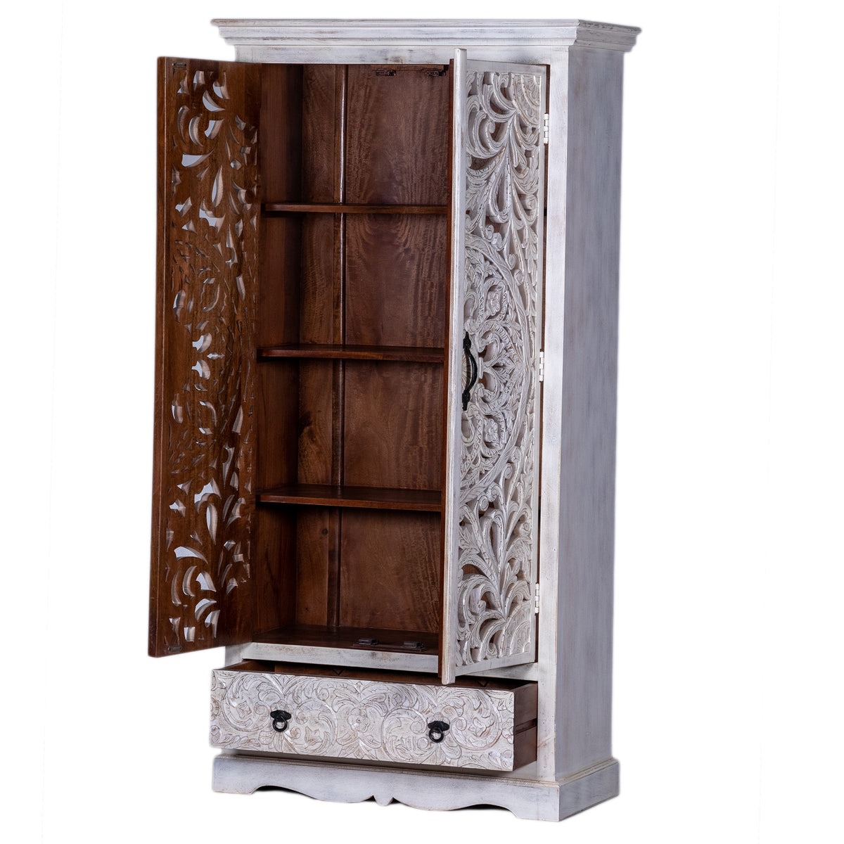 armoire in antique form